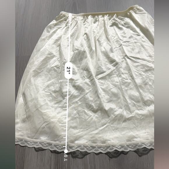 Vintage Warner's Off White Ivory Lace‎ Trim Slip Mini Skirt Size L - Picture 6 of 6